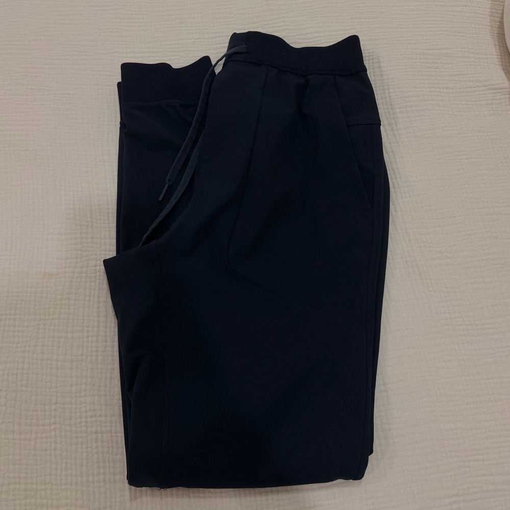 Lululemon Men's Joggers - Picture 4 of 4